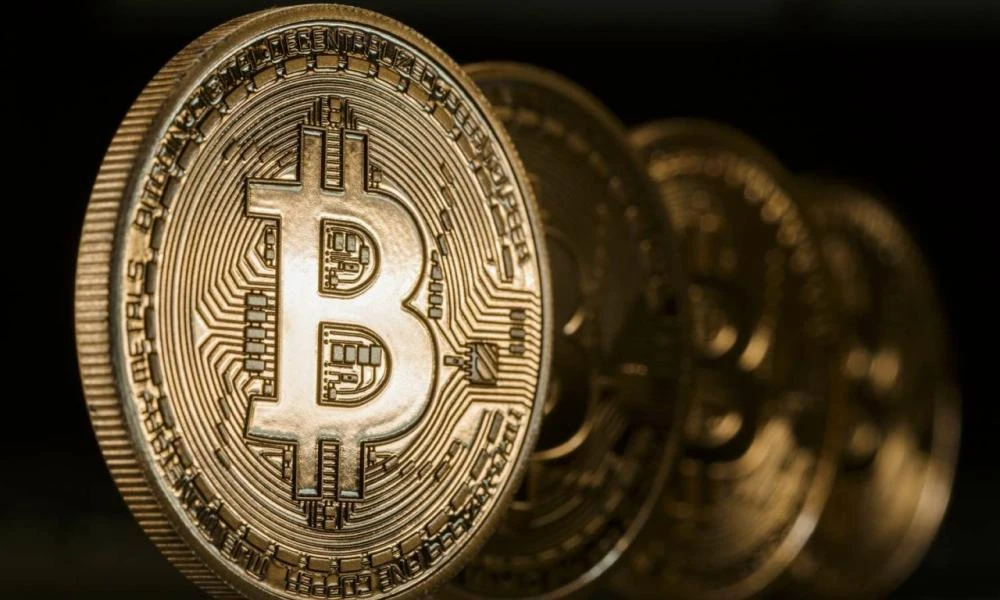 Για πρώτη φορά πάνω από τα 107.000 δολάρια το Bitcoin